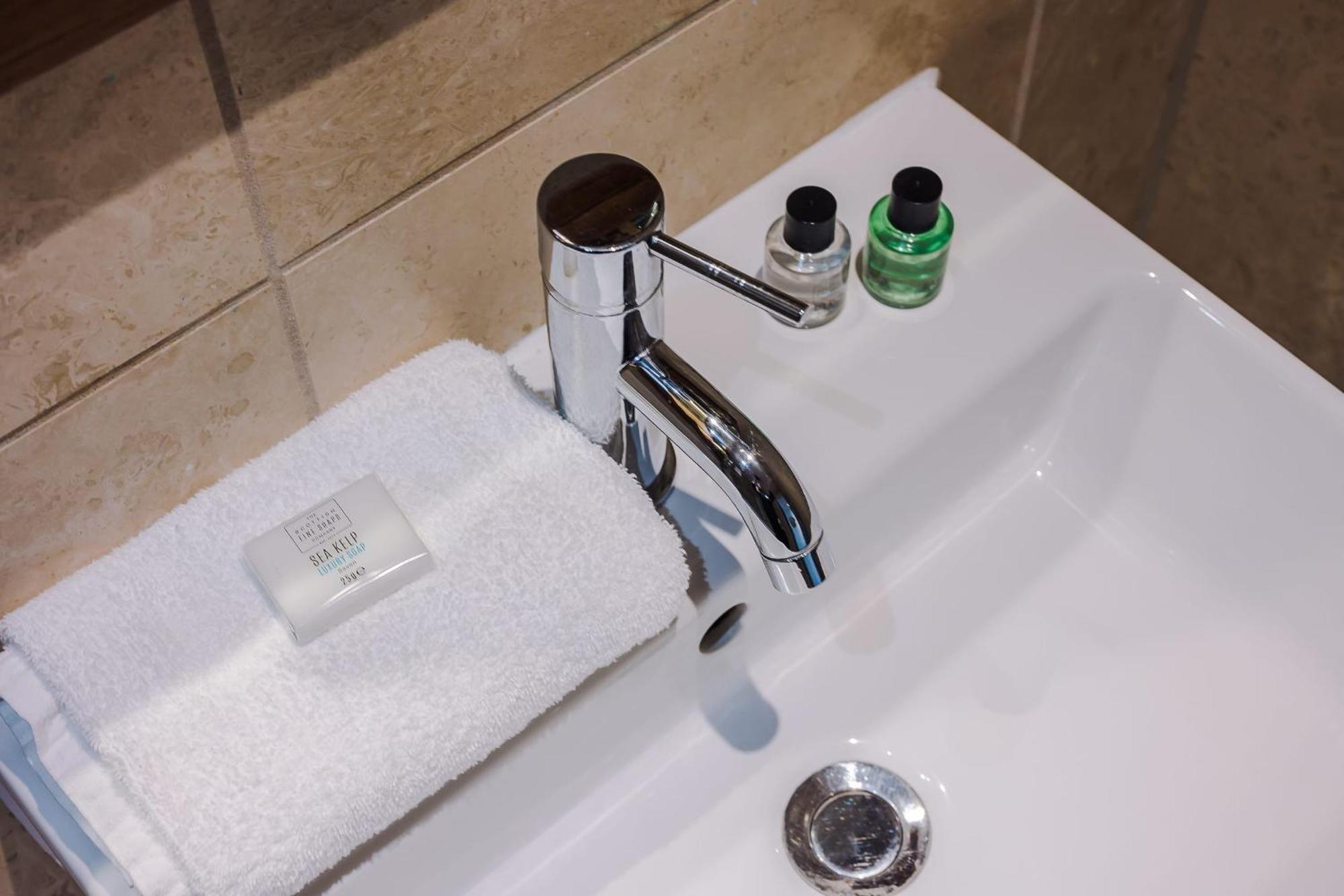 Host & Stay - The Waterfront Hideaway Liverpool Extérieur photo